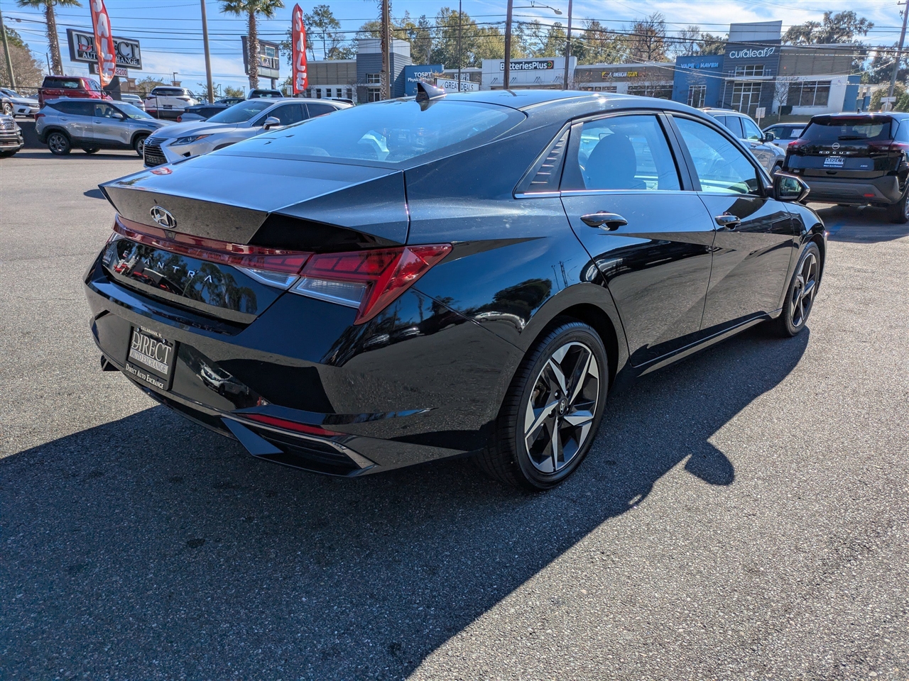 Hyundai Elantra SEL 2021