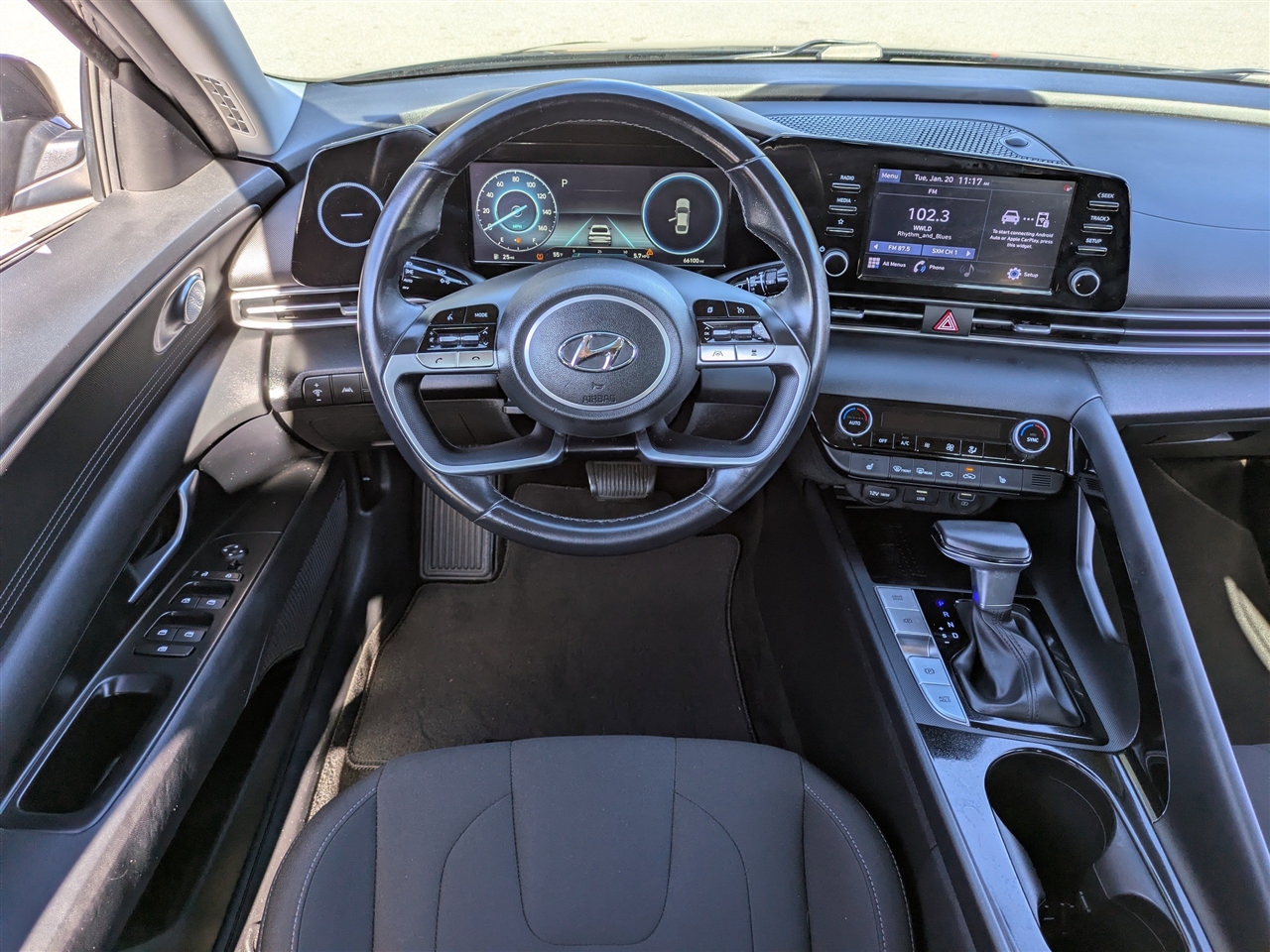 Hyundai Elantra SEL 2021