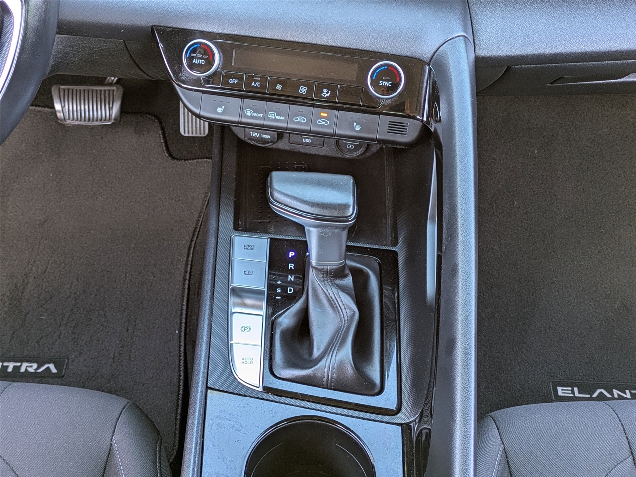 Hyundai Elantra SEL 2021