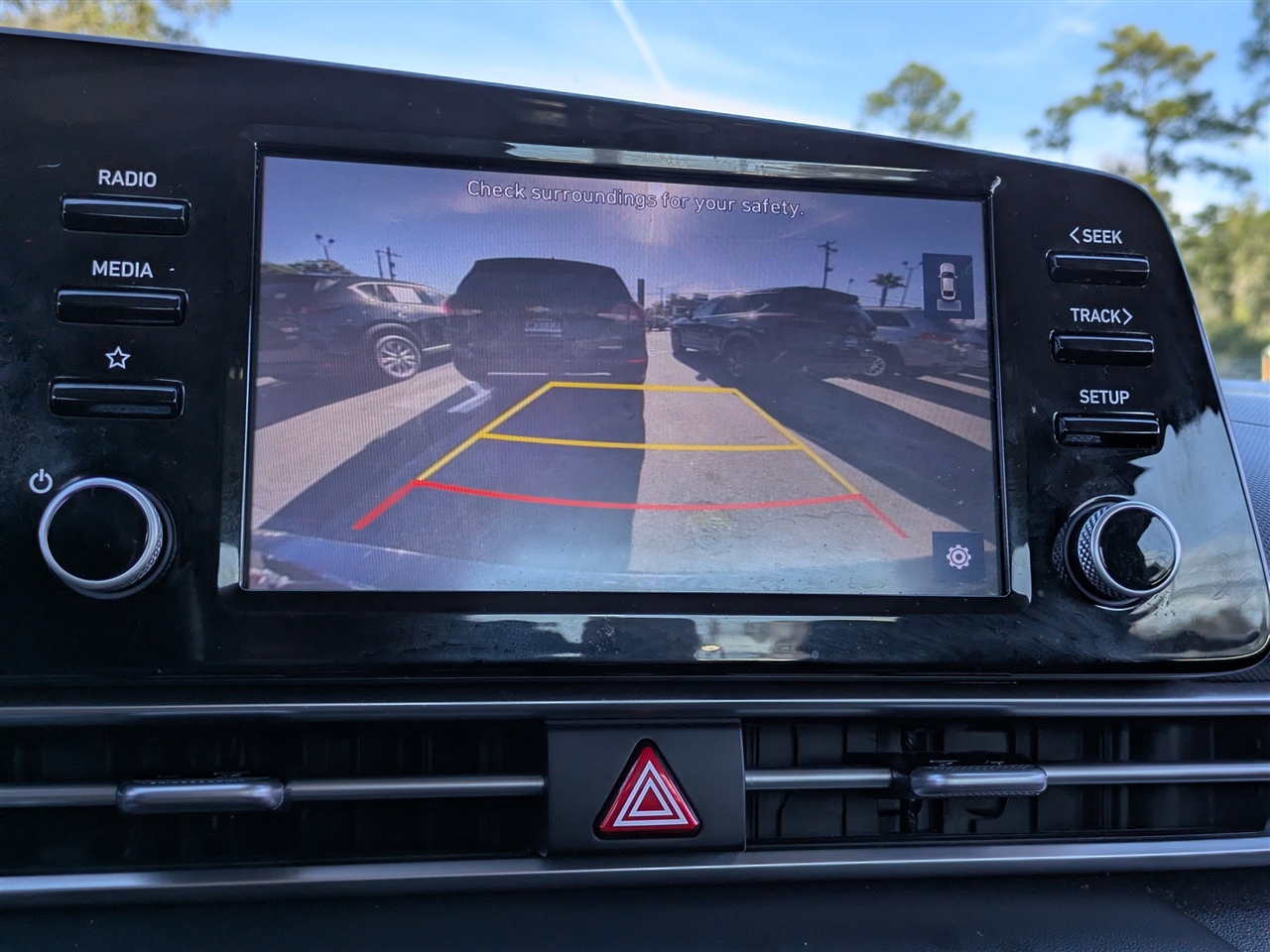 Hyundai Elantra SEL 2021