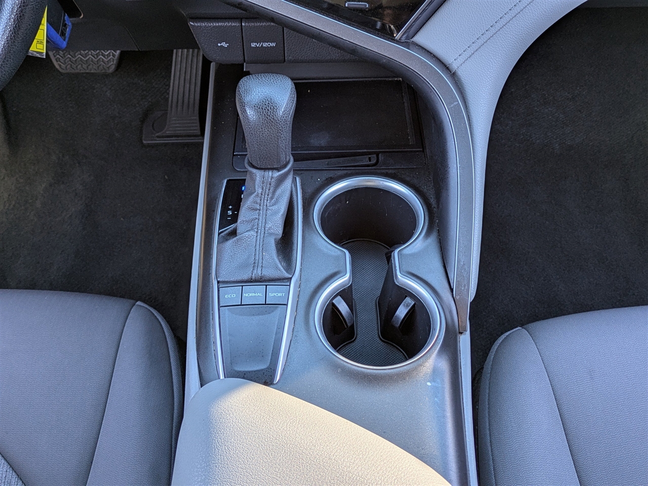 Toyota Camry LE 2023