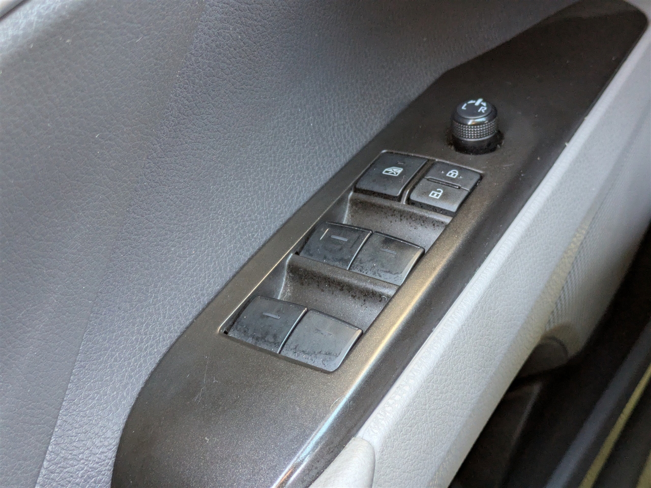 Toyota Camry LE 2023