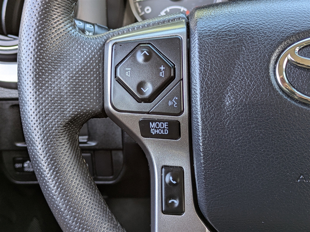 Toyota Tacoma SR5 Double Cab Long Bed V6 5AT 2WD 2018