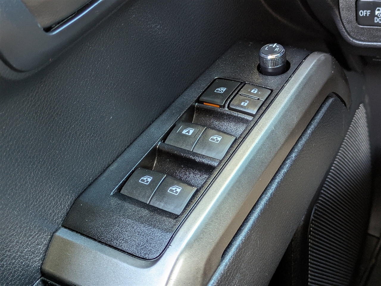 Toyota Tacoma SR5 Double Cab Long Bed V6 5AT 2WD 2018