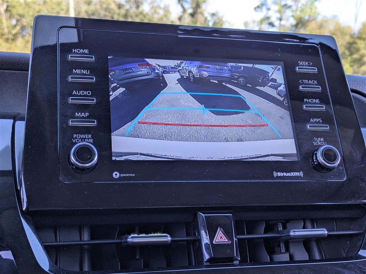 Toyota Camry SE 2023