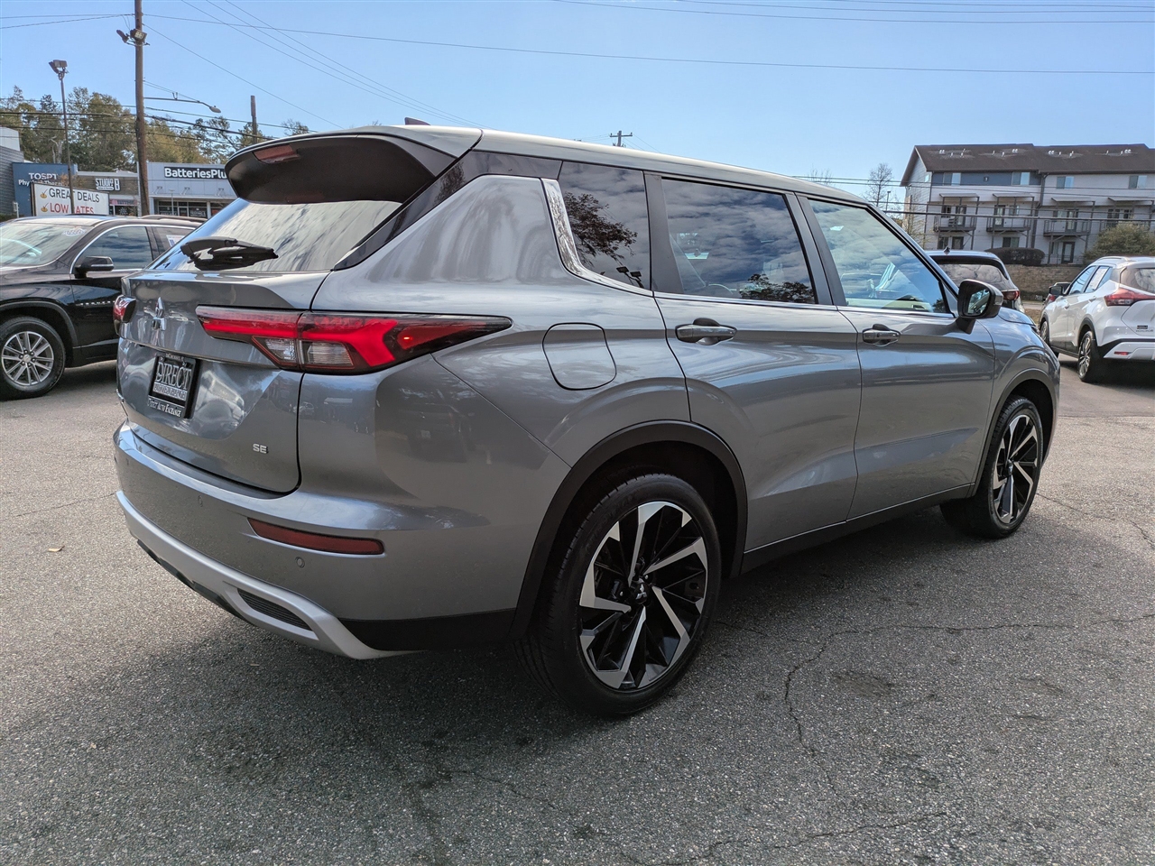 Mitsubishi Outlander SE 2WD 2023