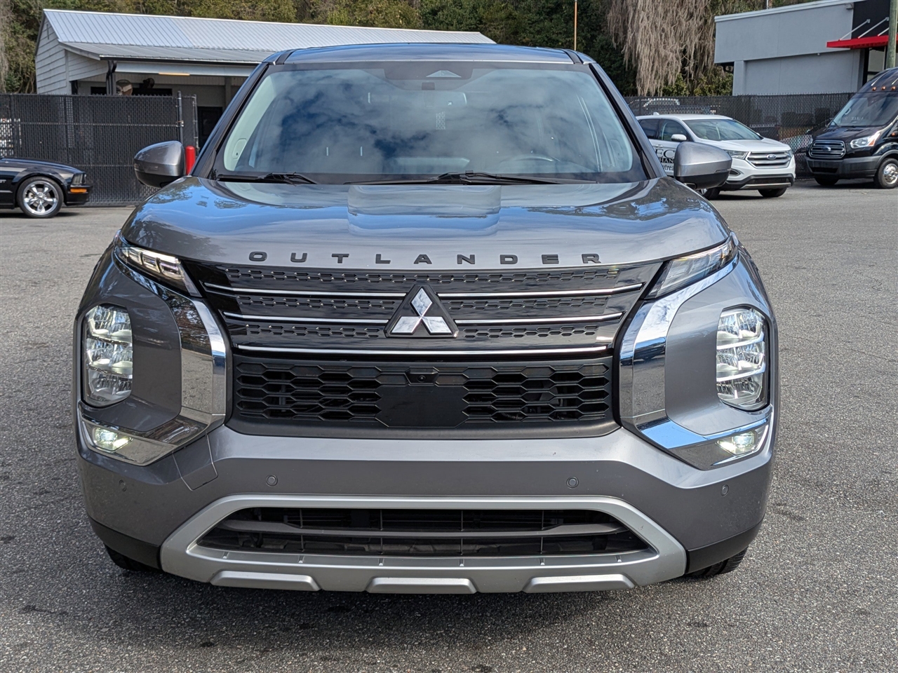 Mitsubishi Outlander SE 2WD 2023