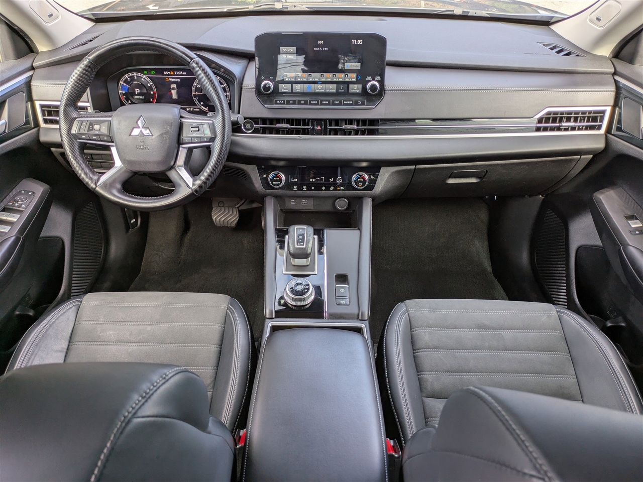 Mitsubishi Outlander SE 2WD 2023