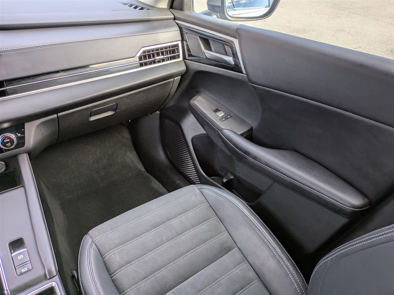 Mitsubishi Outlander SE 2WD 2023