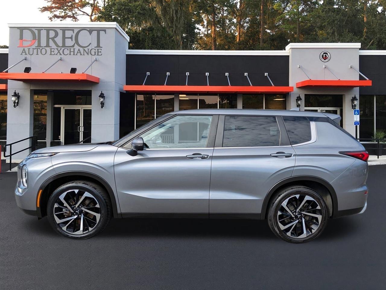 Mitsubishi Outlander SE 2WD 2023