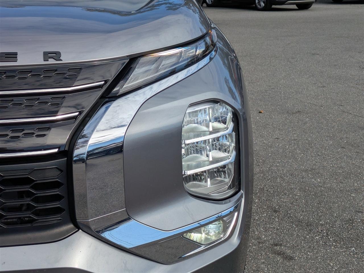 Mitsubishi Outlander SE 2WD 2023