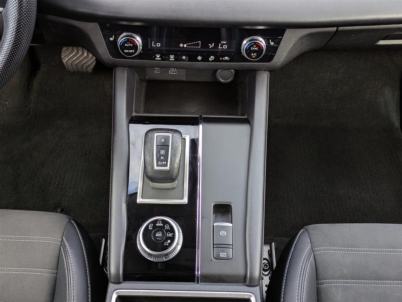 Mitsubishi Outlander SE 2WD 2023