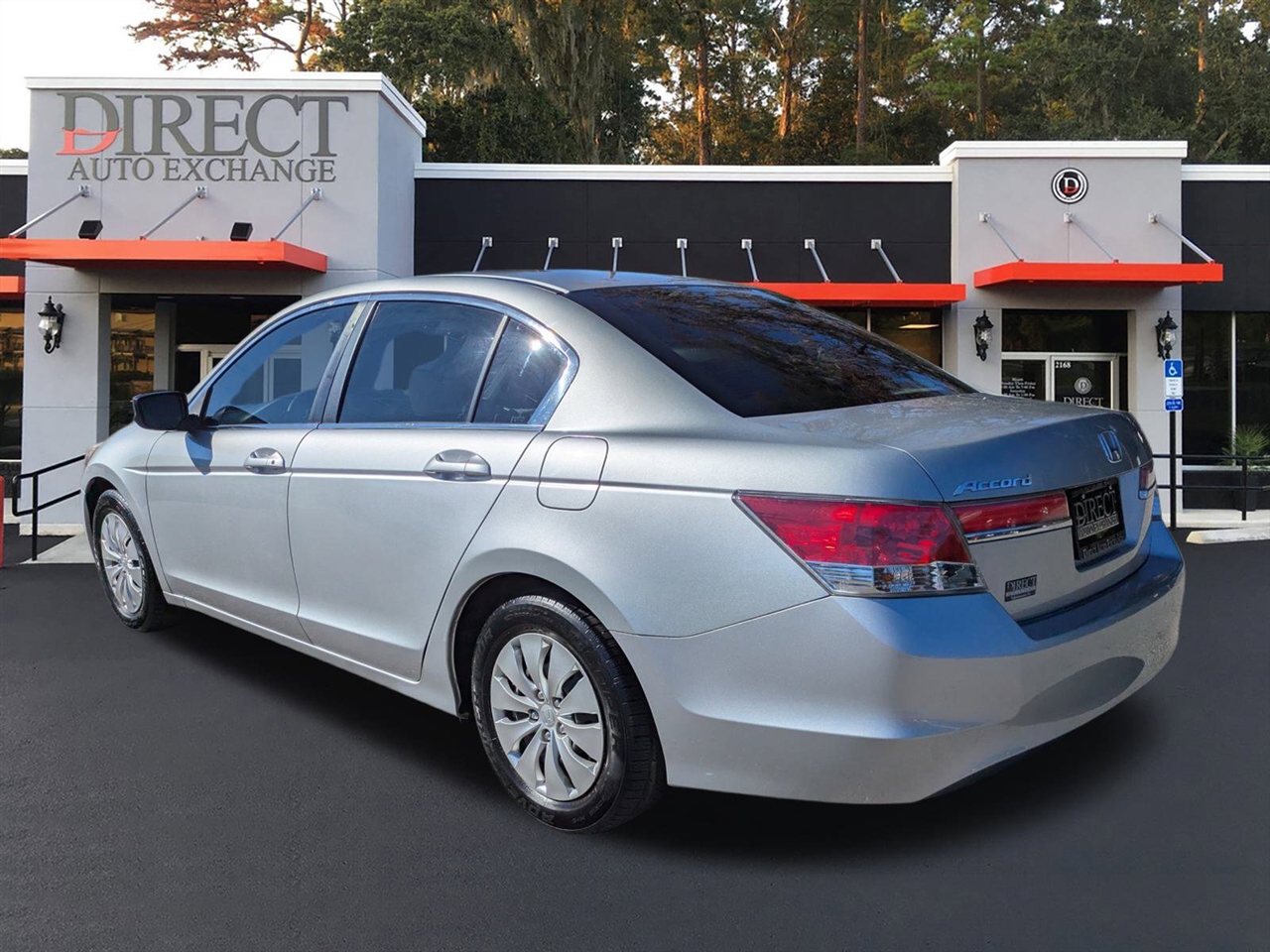 Honda Accord LX sedan AT 2012