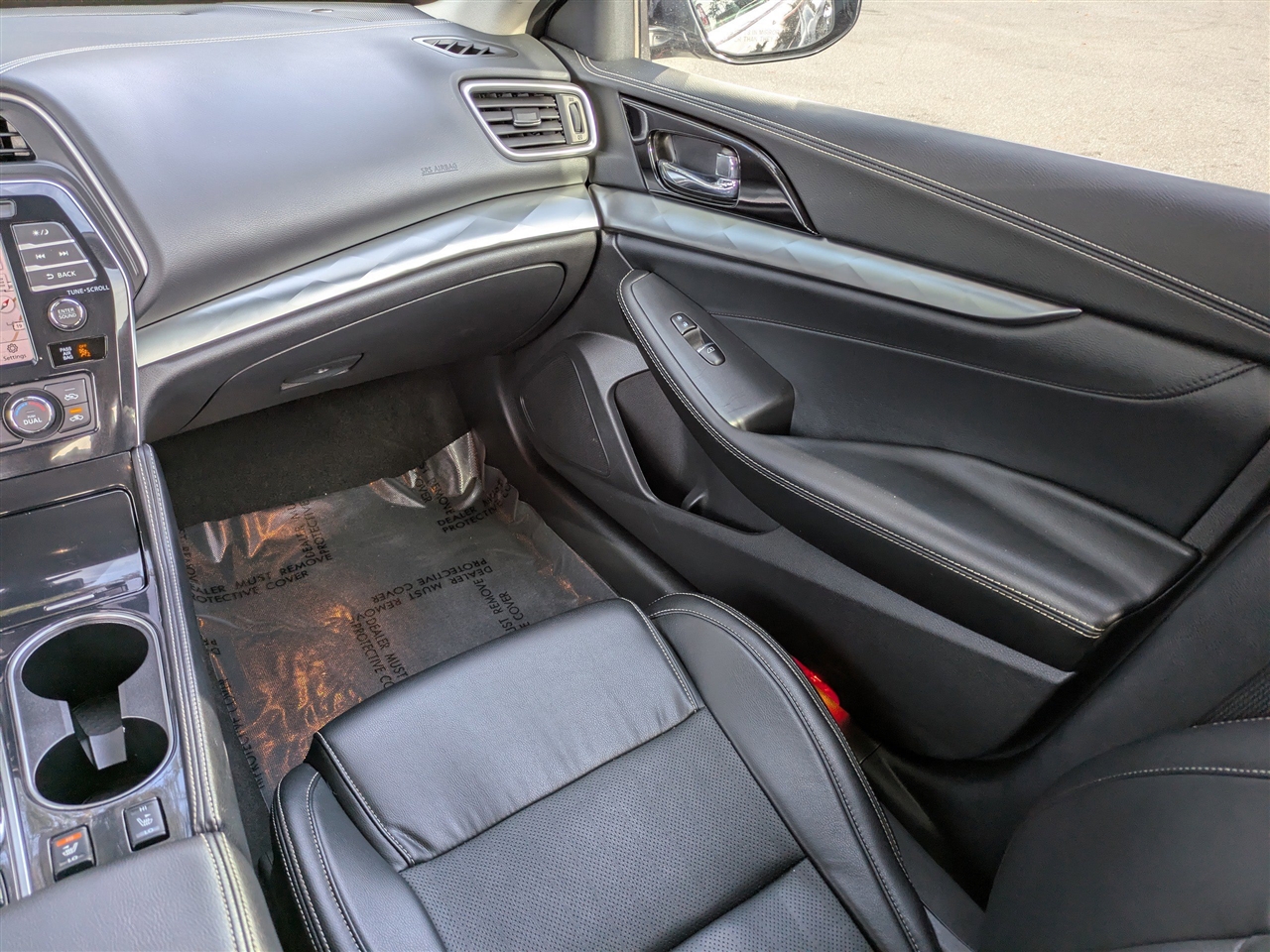 Nissan Maxima 3.5 SV 2023