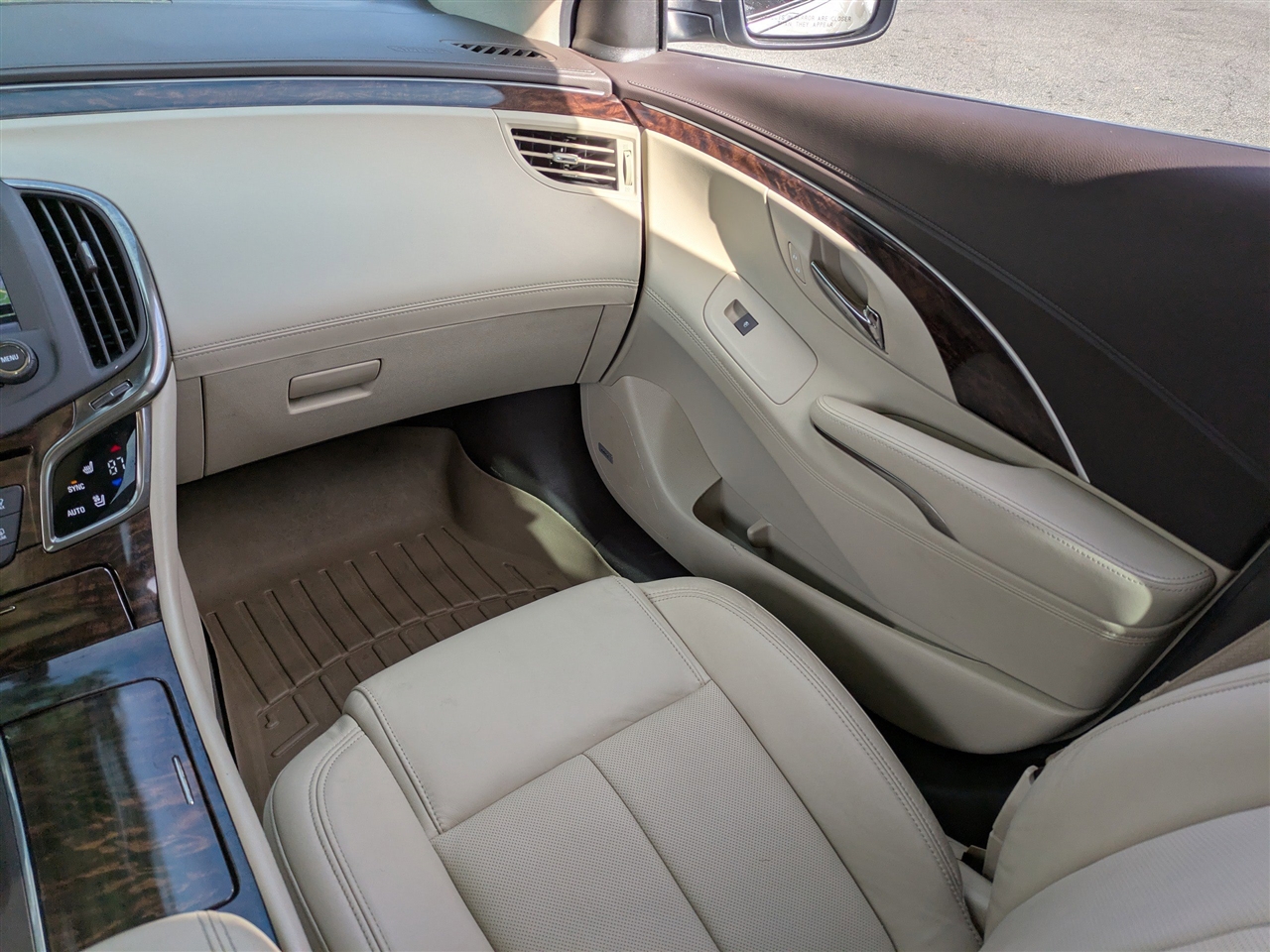 Buick LaCrosse Premium Package 1, w/Leather 2016