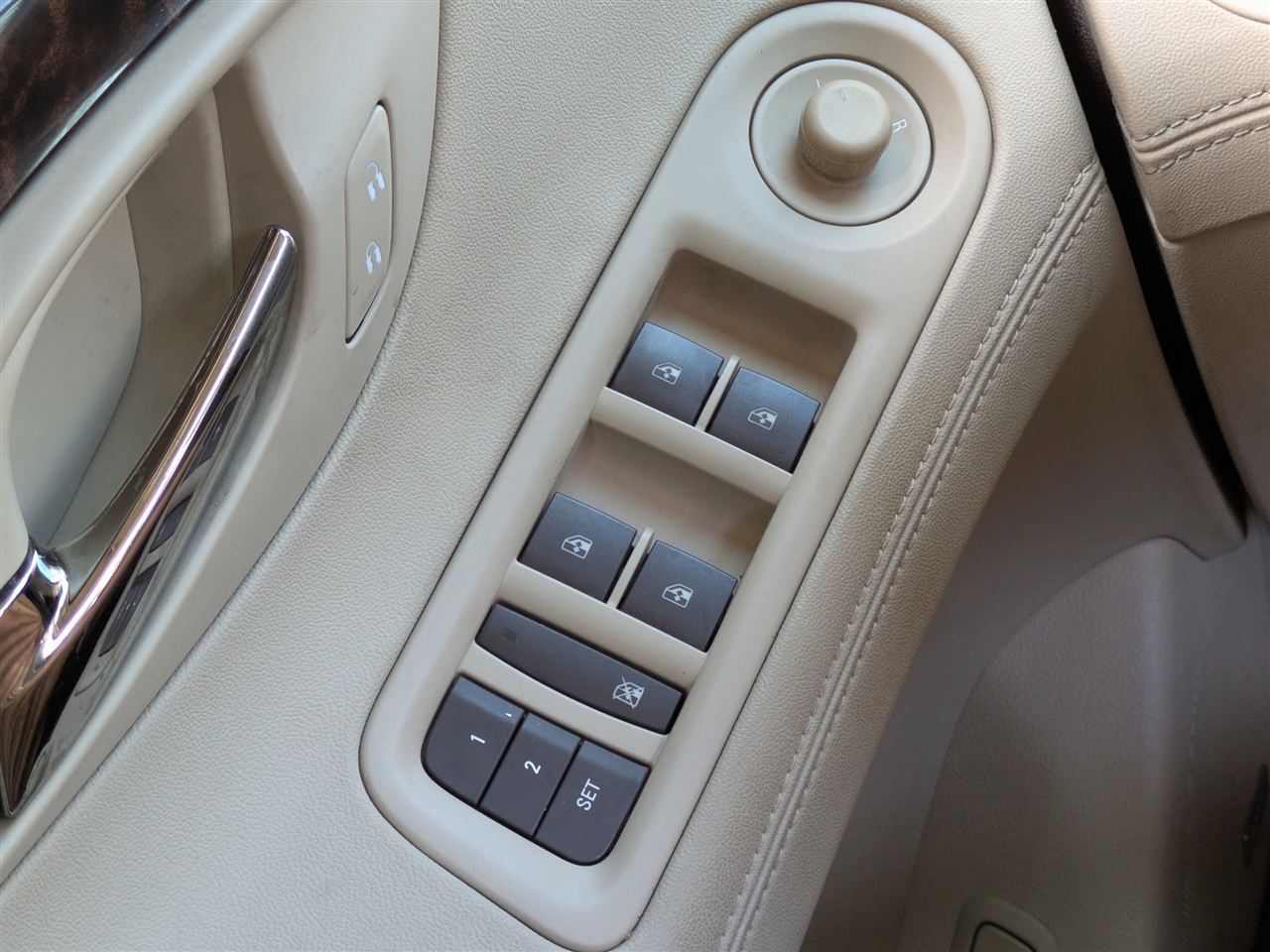 Buick LaCrosse Premium Package 1, w/Leather 2016