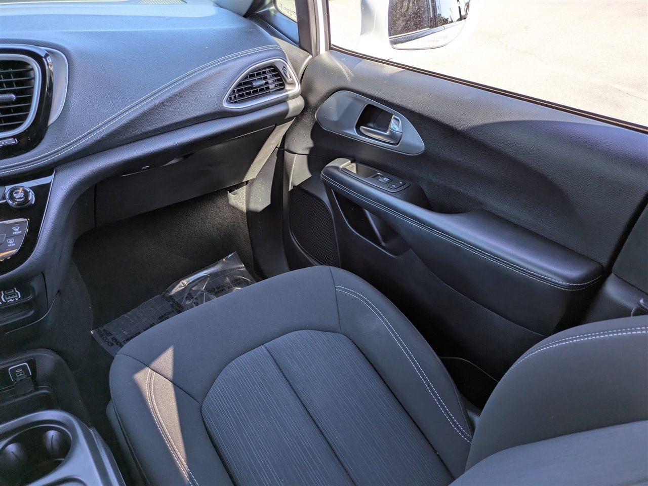 Chrysler Pacifica Touring Plus 2021