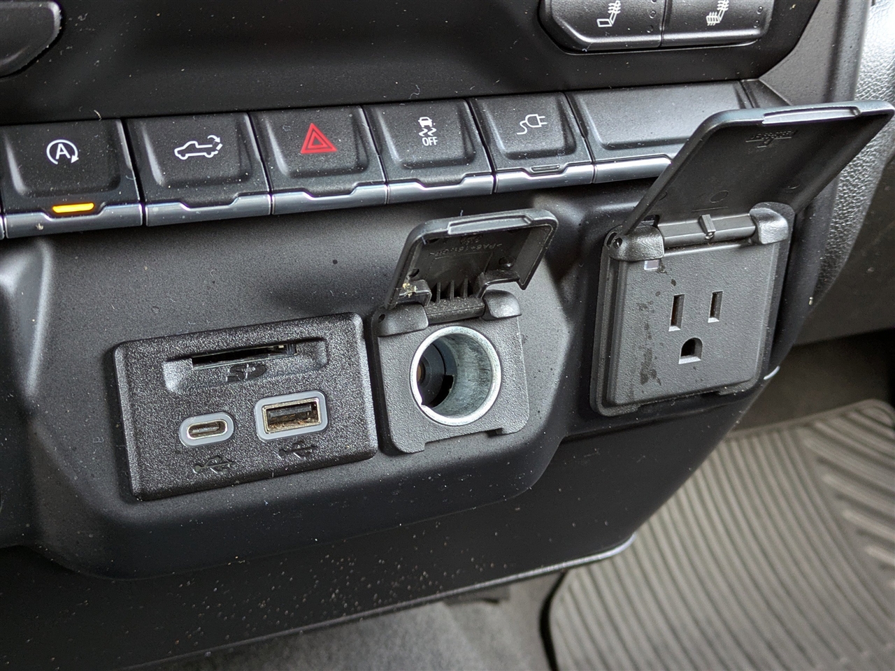 Chevrolet Silverado 1500 LT Double Cab 2WD 2019