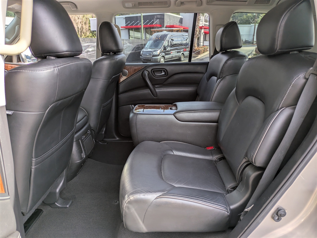 Infiniti QX80 LUXE 2019