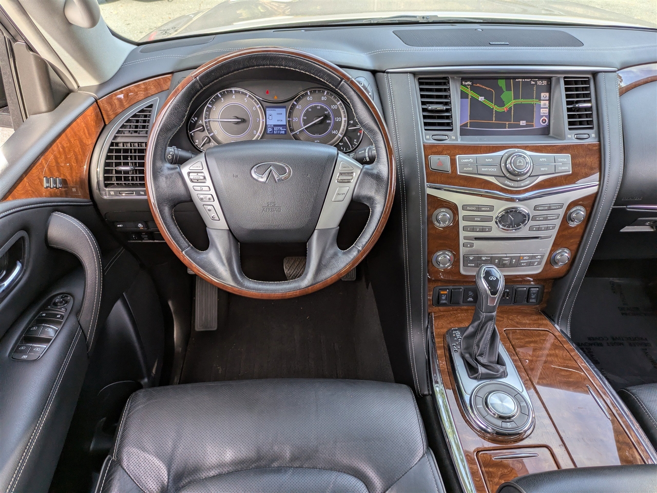 Infiniti QX80 LUXE 2019