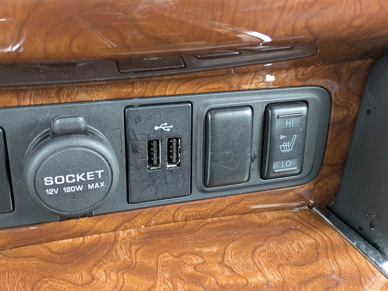 Infiniti QX80 LUXE 2019