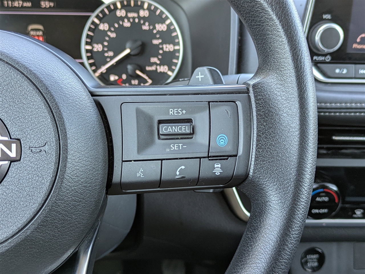 Nissan Rogue SV 2024