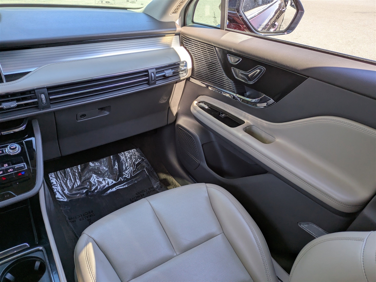 Lincoln Corsair Base 2020