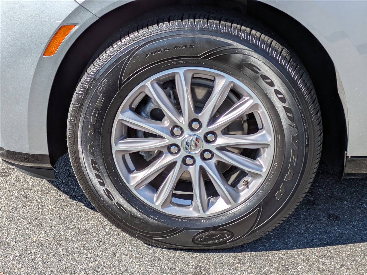 Buick Enclave Premium FWD 2024