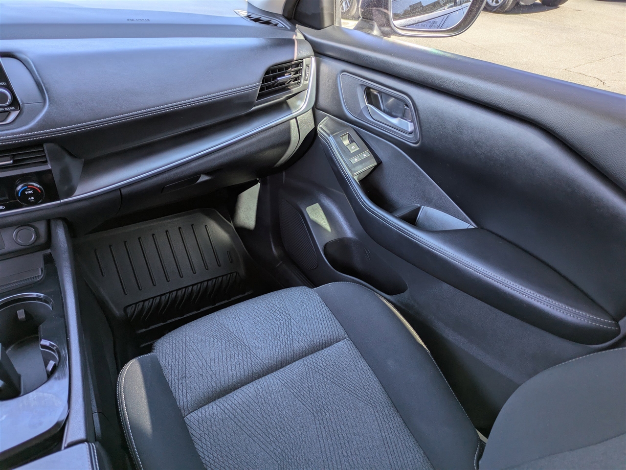 Nissan Rogue SV 2025