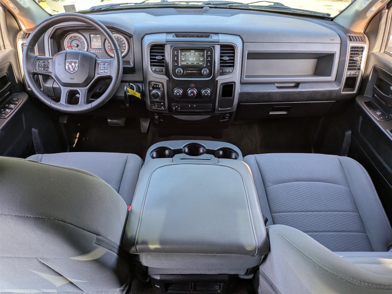 RAM 1500 Tradesman Crew Cab LWB 4WD 2017