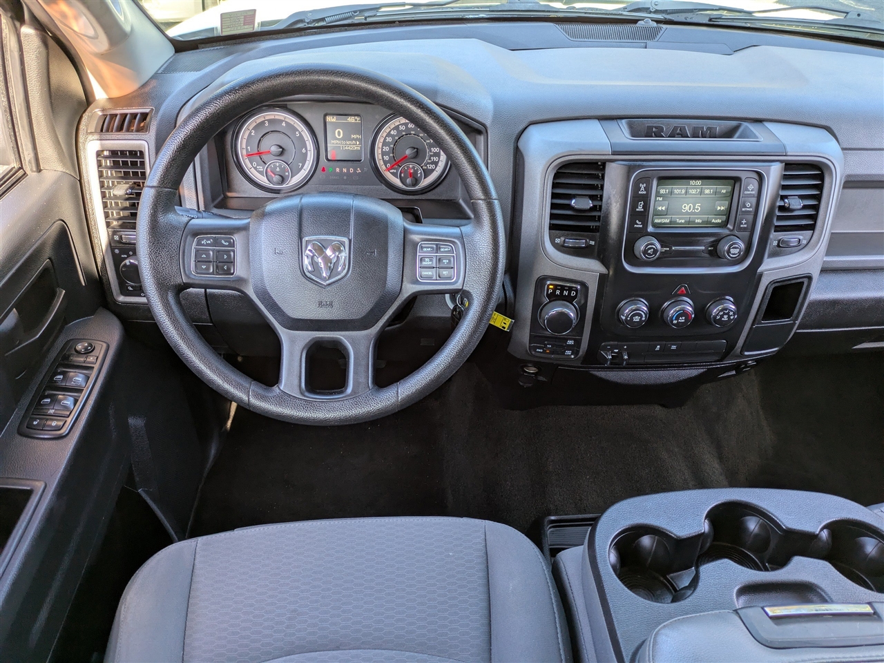 RAM 1500 Tradesman Crew Cab LWB 4WD 2017