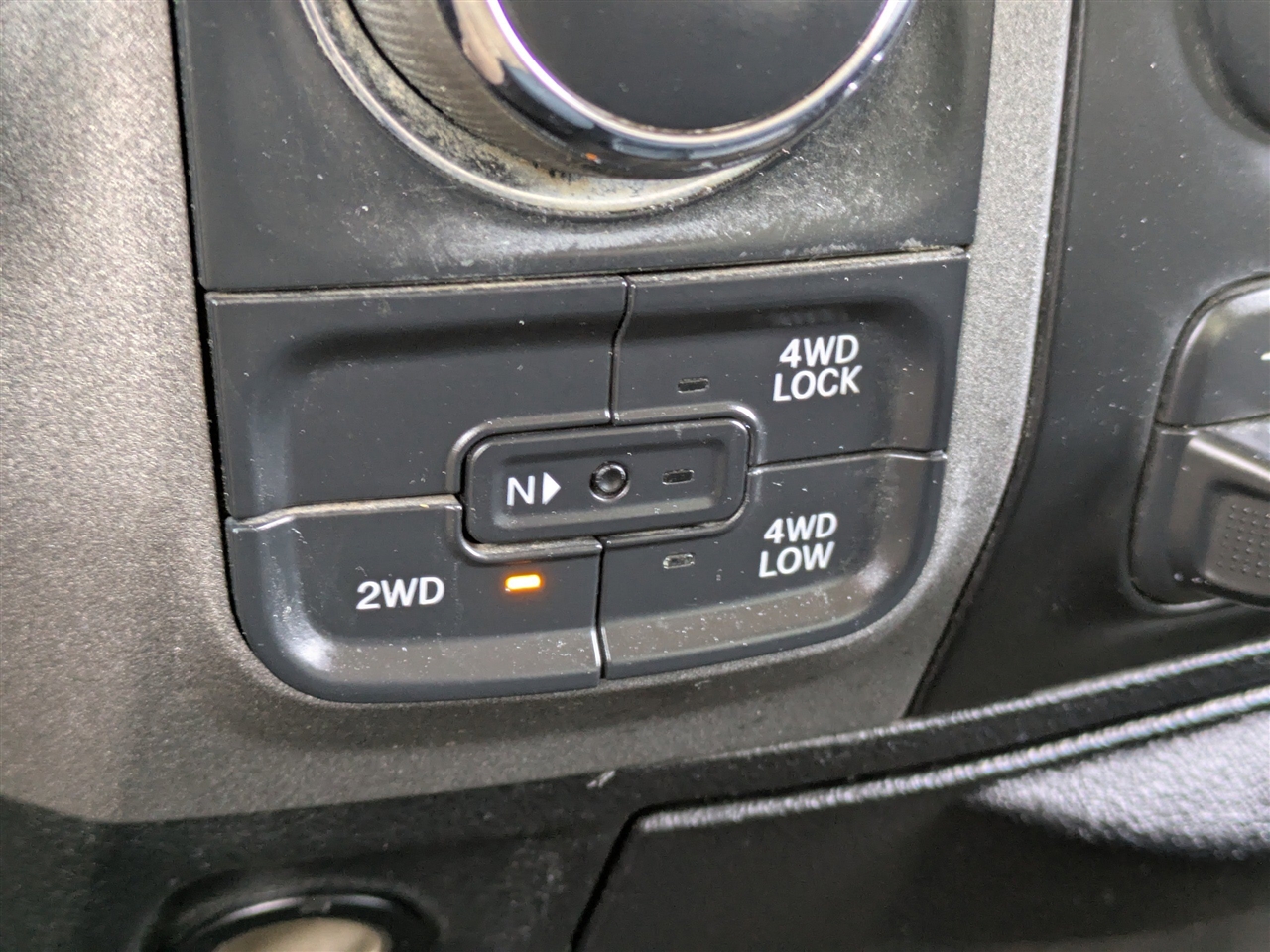 RAM 1500 Tradesman Crew Cab LWB 4WD 2017