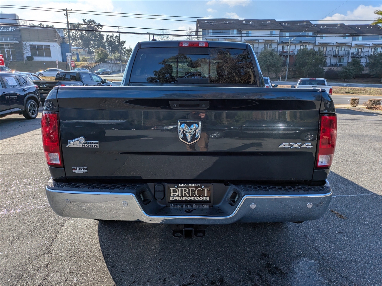 RAM 1500 SLT Crew Cab SWB 4WD 2016