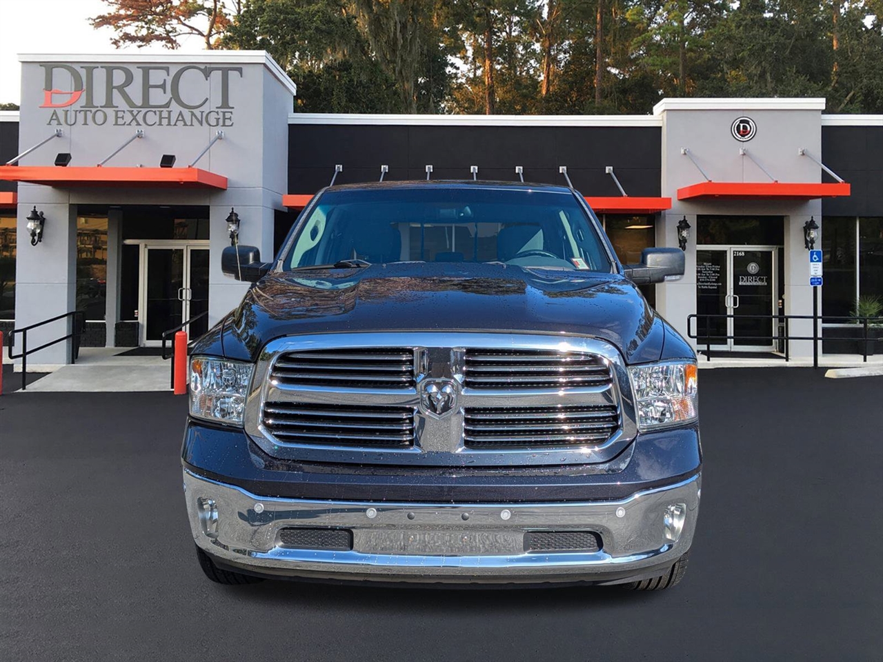 RAM 1500 SLT Crew Cab SWB 4WD 2016