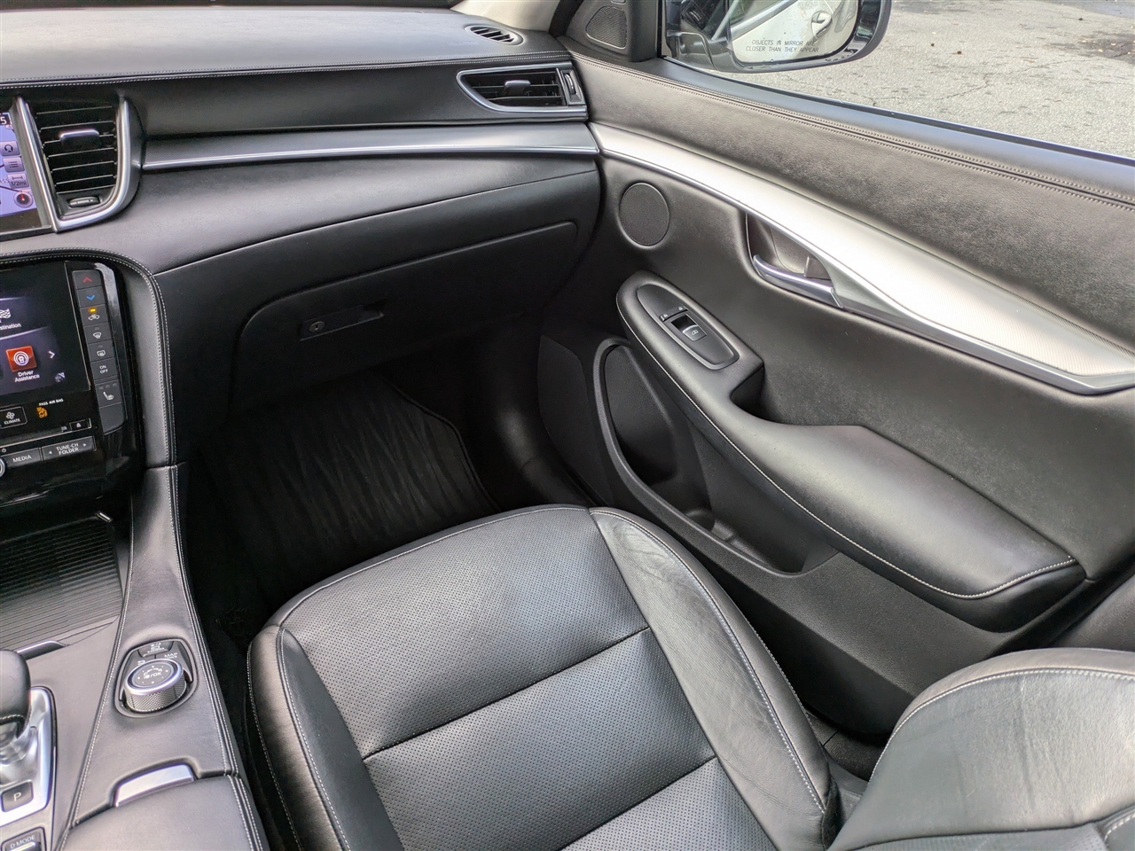 Infiniti QX50 ESSENTIAL AWD 2019