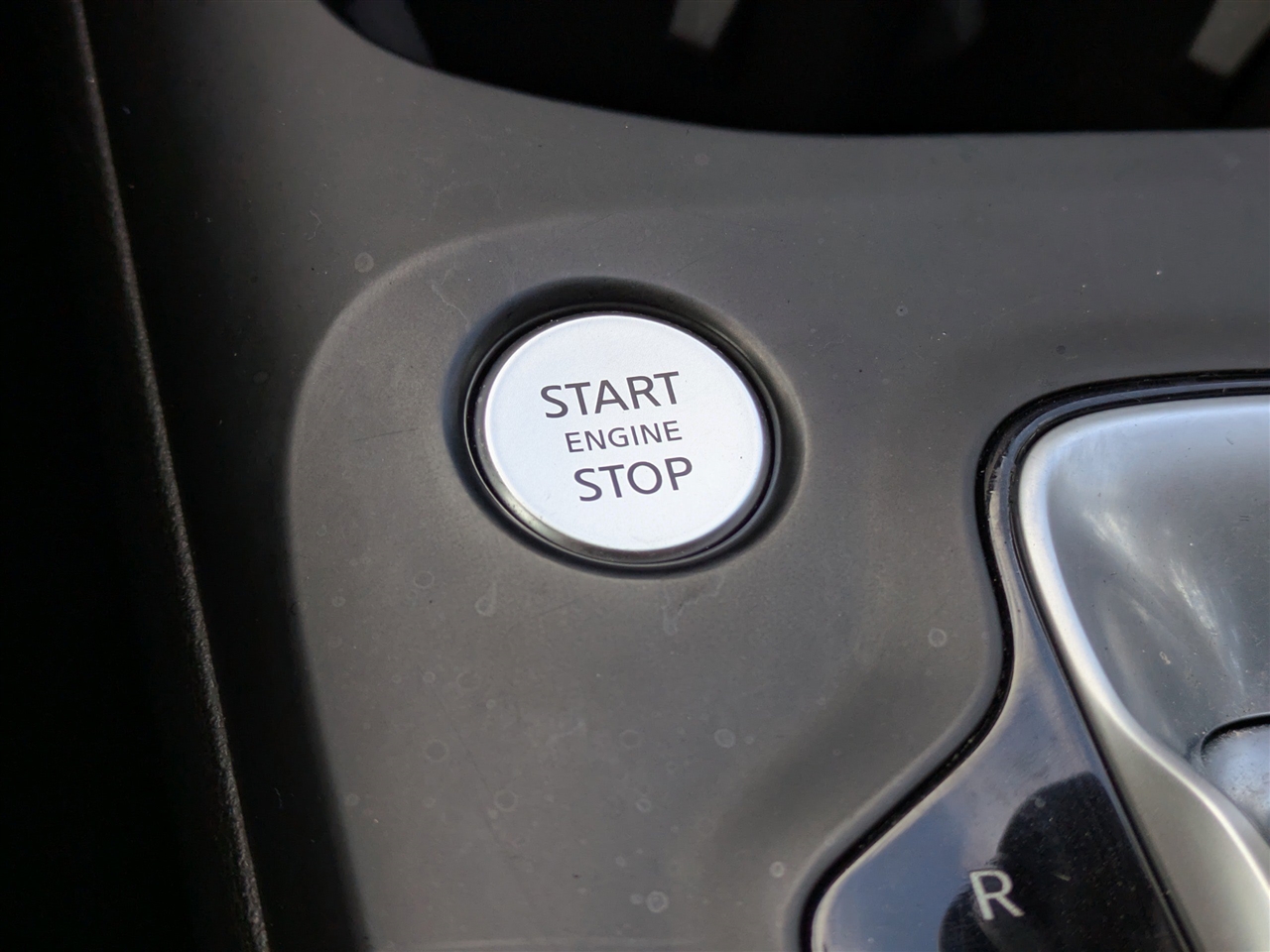 Infiniti QX50 ESSENTIAL AWD 2019