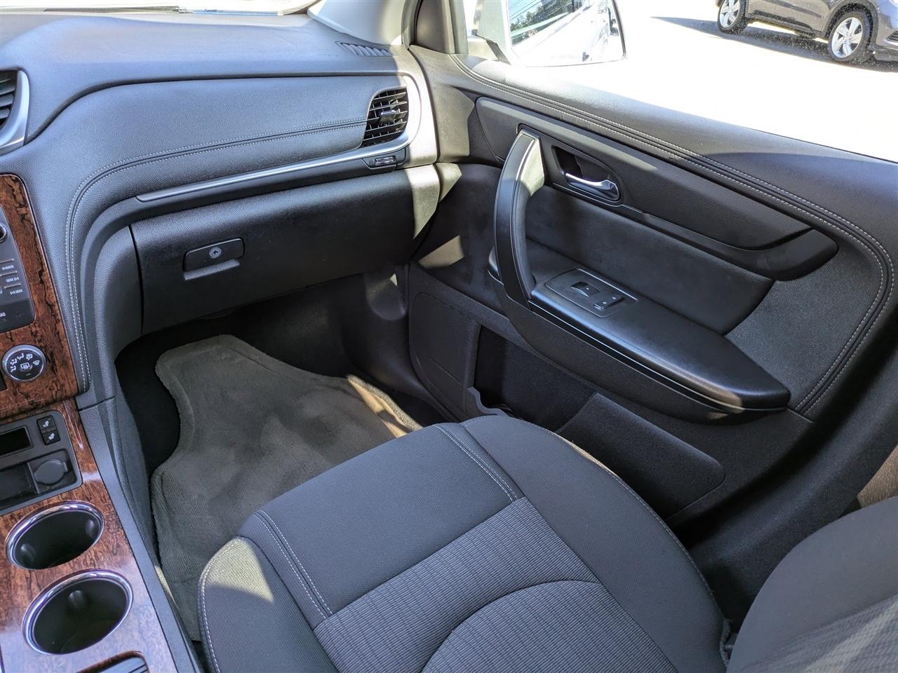 Chevrolet Traverse 1LT FWD 2014