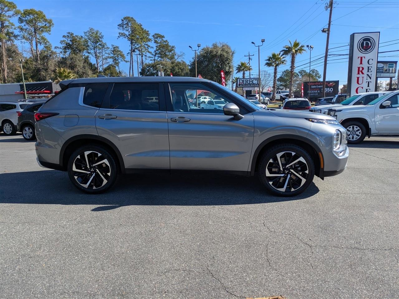 Mitsubishi Outlander SE 4WD 2024