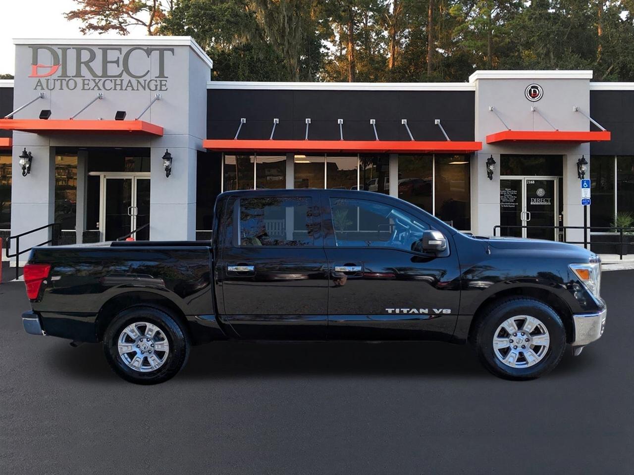 Nissan Titan SV Crew Cab 2WD 2018