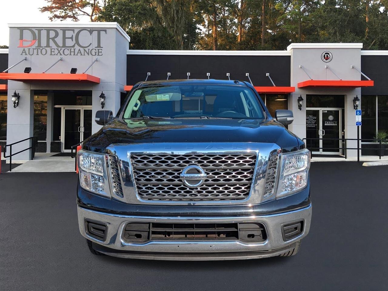 Nissan Titan SV Crew Cab 2WD 2018
