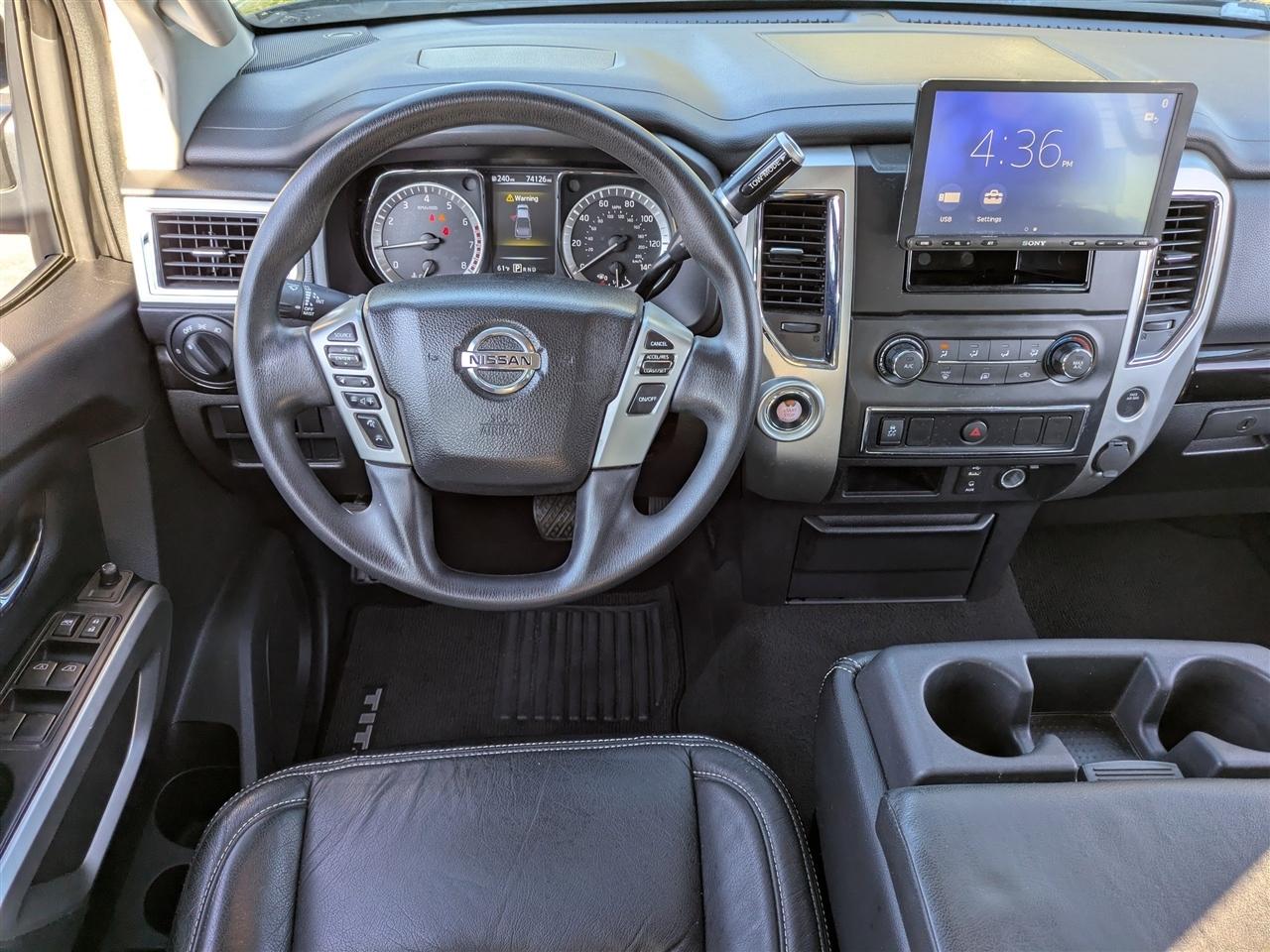 Nissan Titan SV Crew Cab 2WD 2018