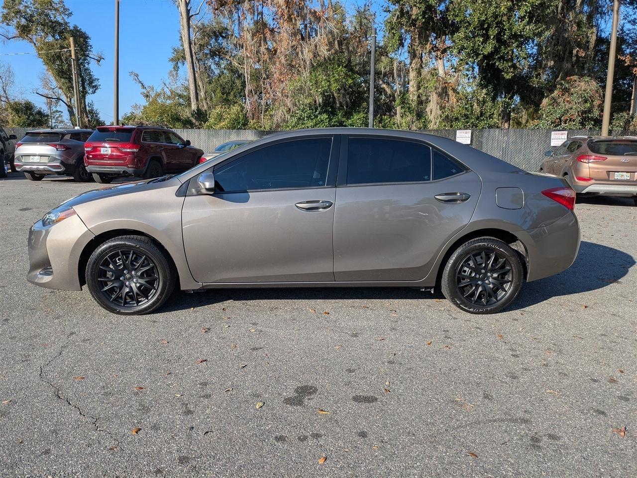 Toyota Corolla LE CVT 2019