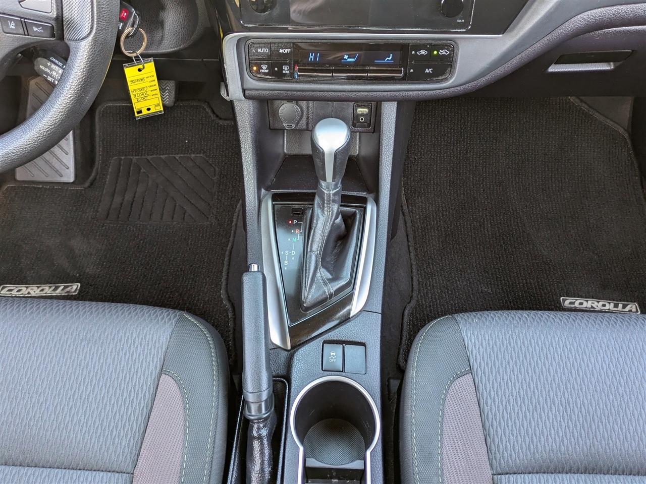 Toyota Corolla LE CVT 2019