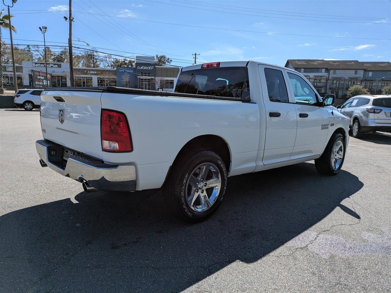 RAM 1500 Tradesman Quad Cab 2WD 2017