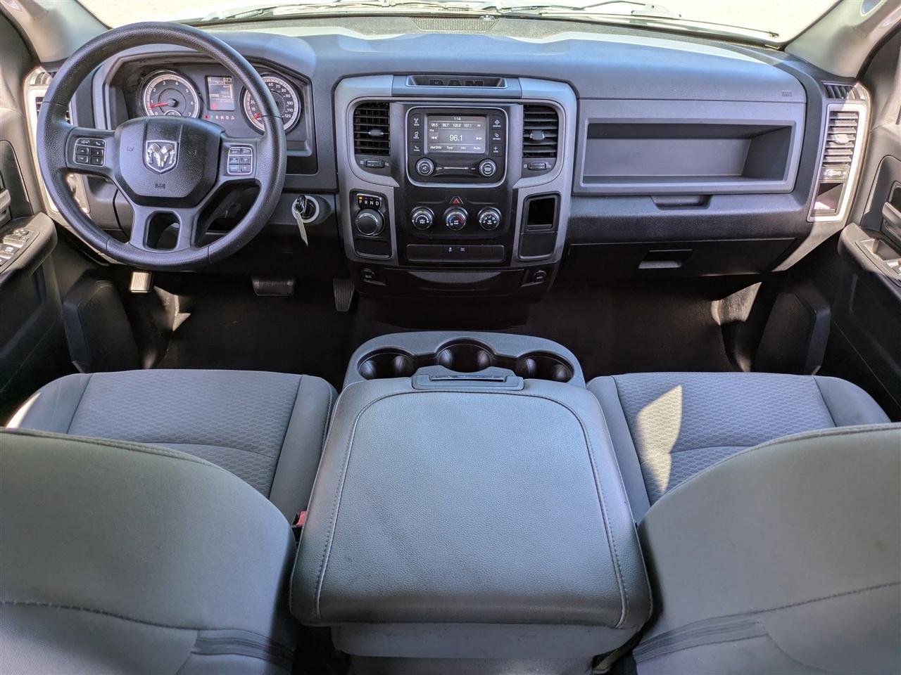 RAM 1500 Tradesman Quad Cab 2WD 2017