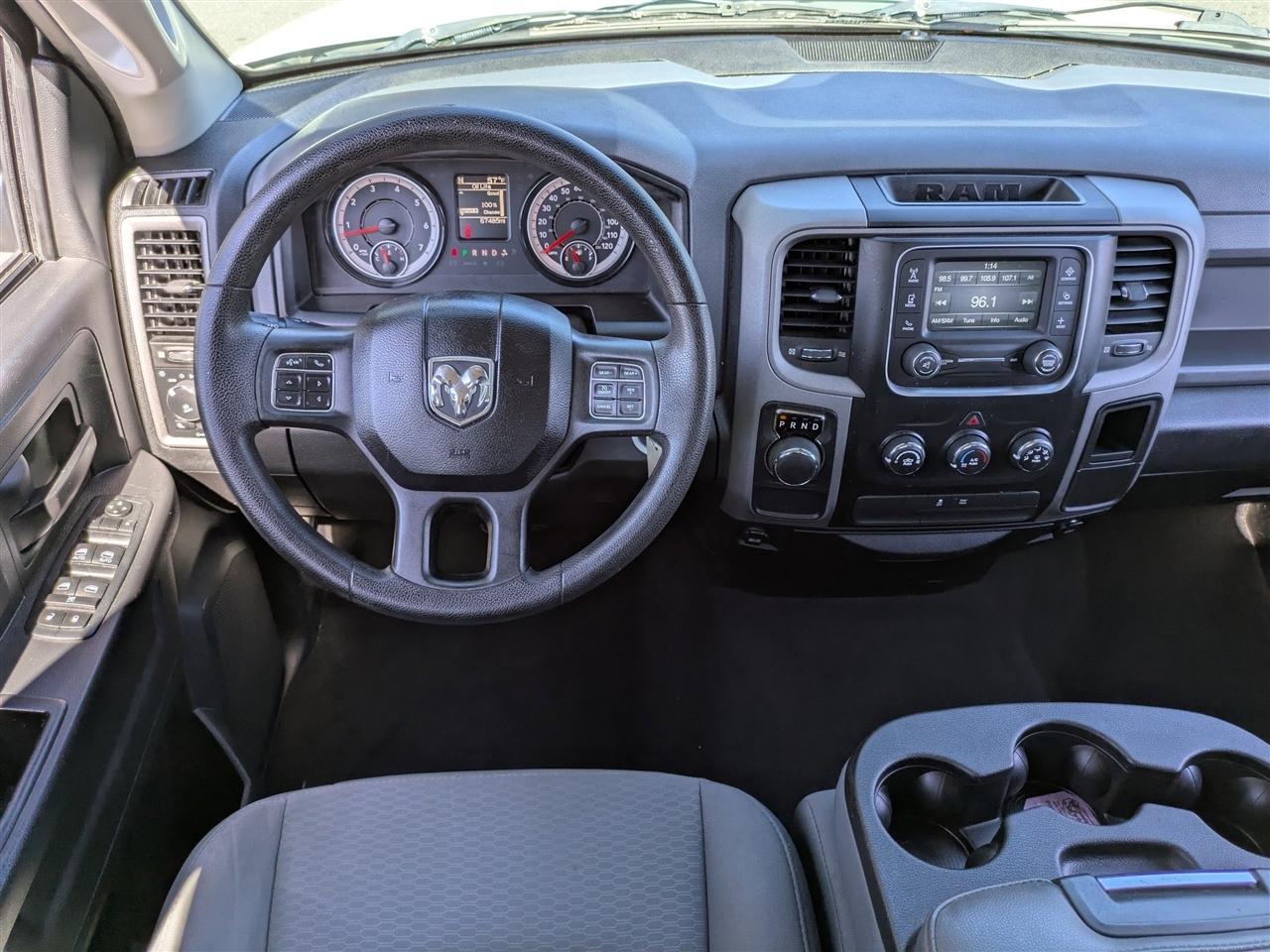 RAM 1500 Tradesman Quad Cab 2WD 2017