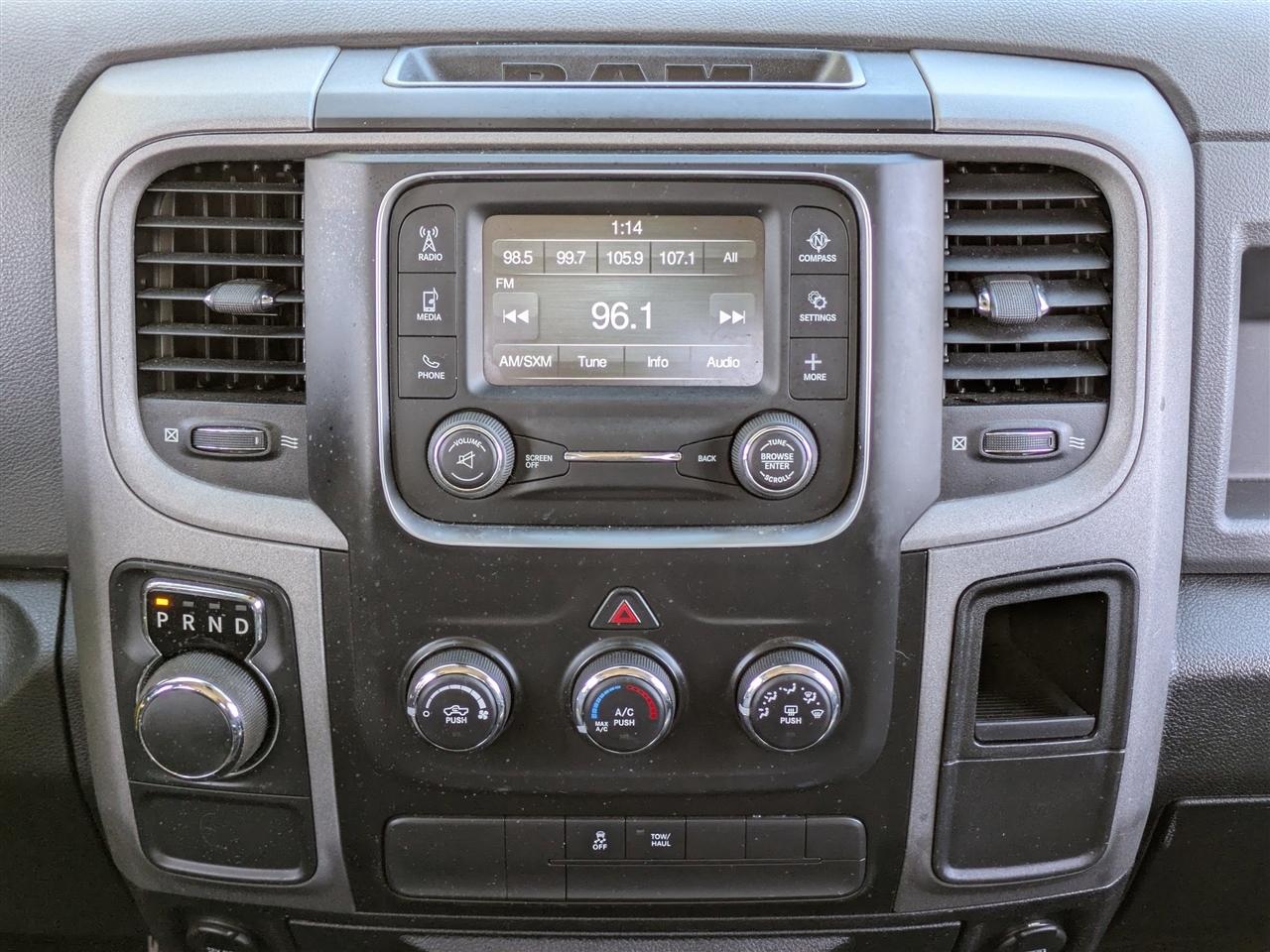 RAM 1500 Tradesman Quad Cab 2WD 2017