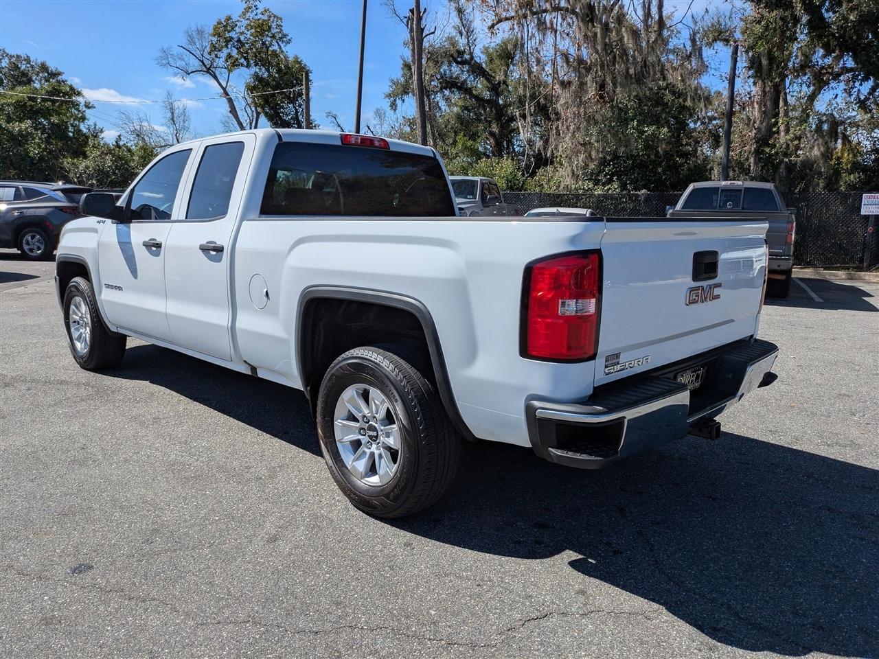 GMC Sierra 1500 Base Double Cab 4WD 2018