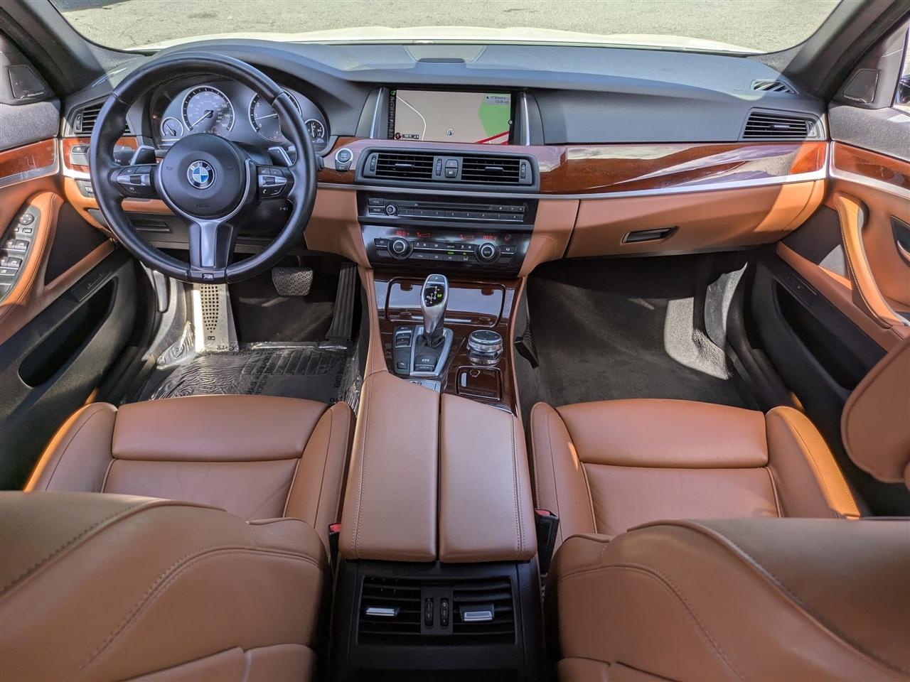 BMW 5-Series 535i 2016