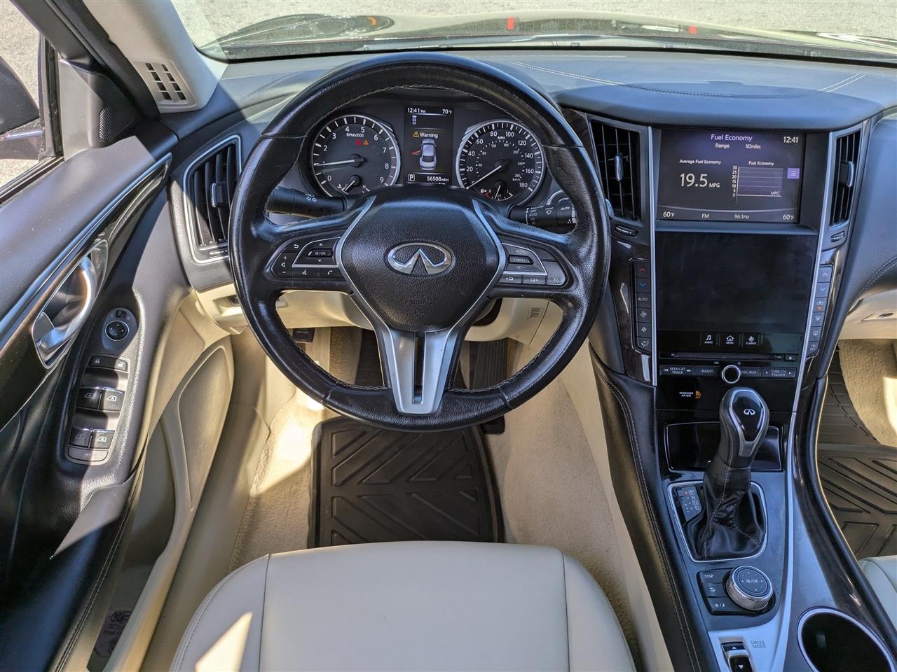 Infiniti Q50 3.0t LUXE 2019